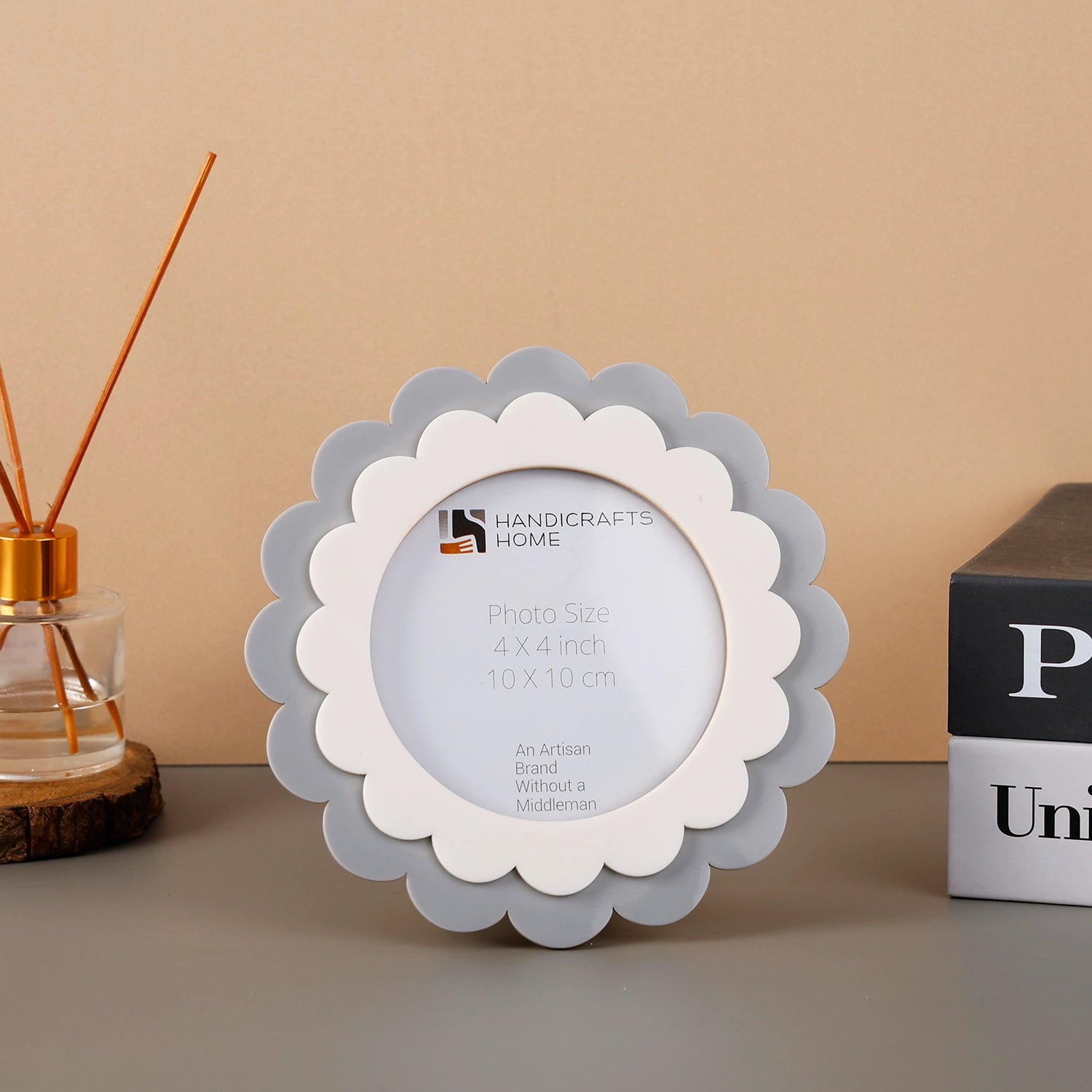 Baby Round Scalloped Resin Inlay Picture Frame, Grey - White, 4" x 4"