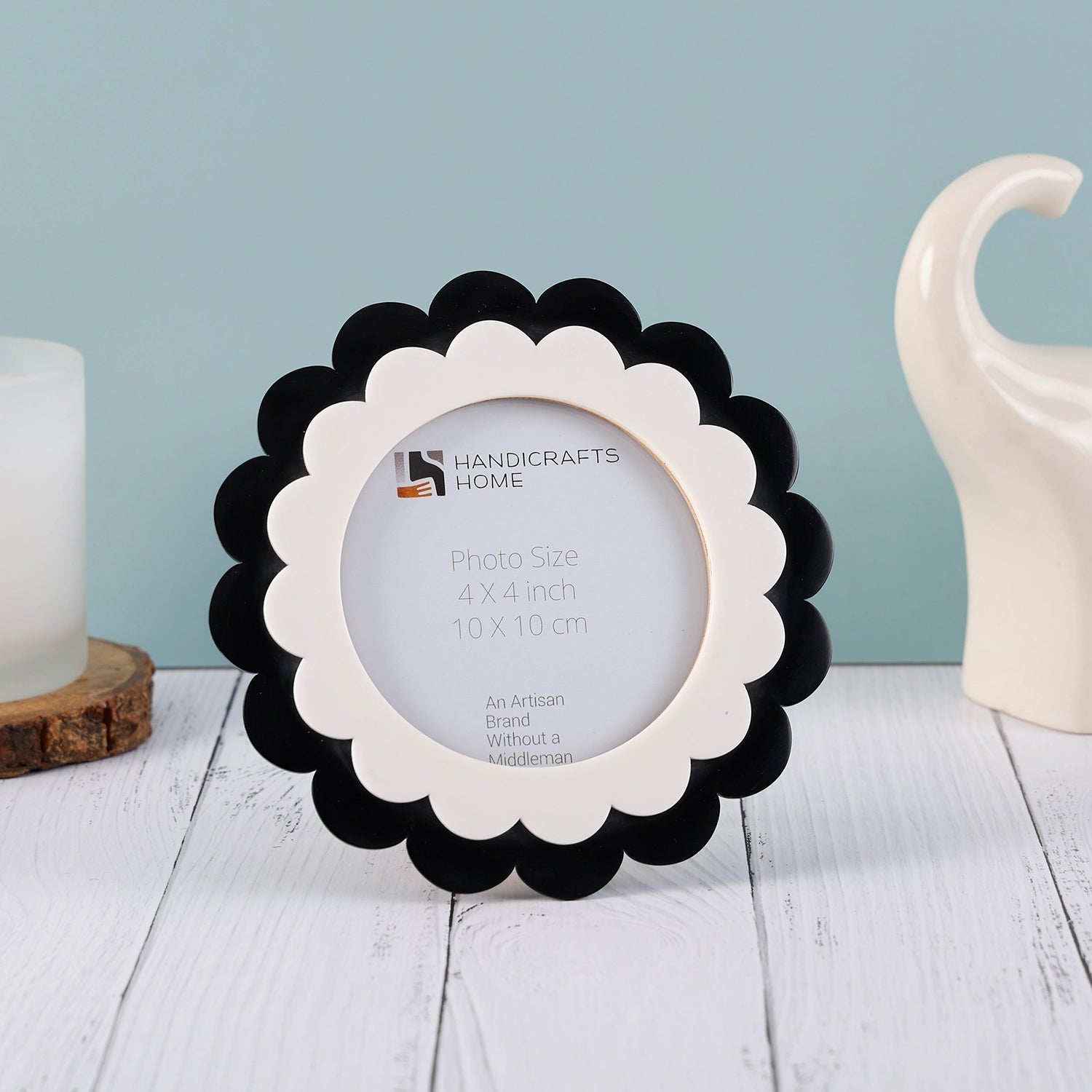 Baby Round Scalloped Resin Inlay Picture Frame, White - Black, 4" x 4"