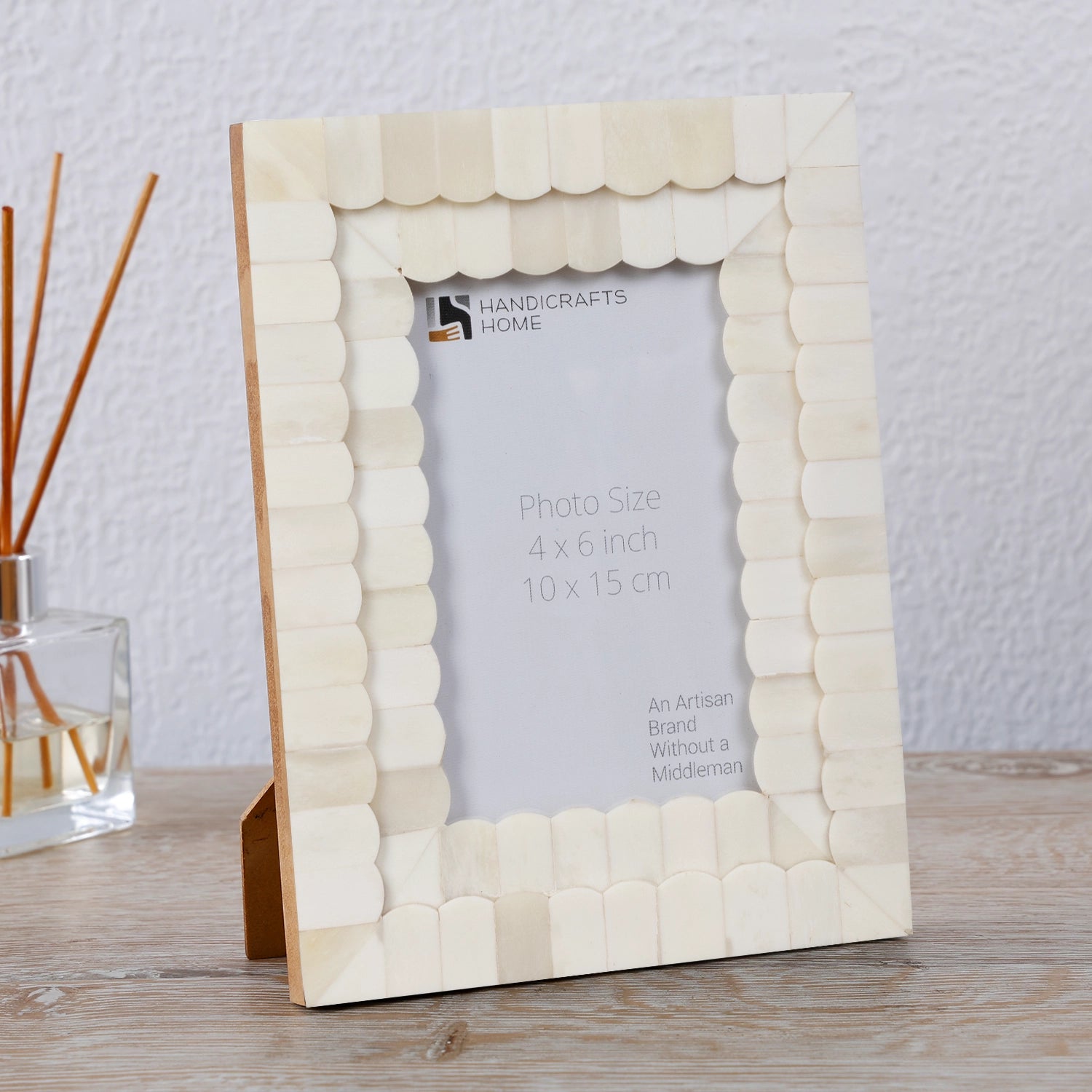 Picture Frame Scalloped Collection Bone Inlay White – 4x6 & 5x7"